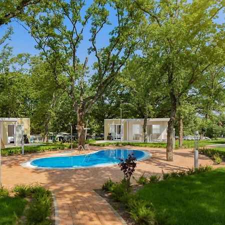 Camping Ulika Mobile Homes - Naturist Cervar-Porat Ngoại thất bức ảnh