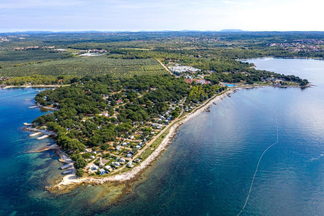 Camping Ulika Mobile Homes - Naturist Cervar-Porat Ngoại thất bức ảnh