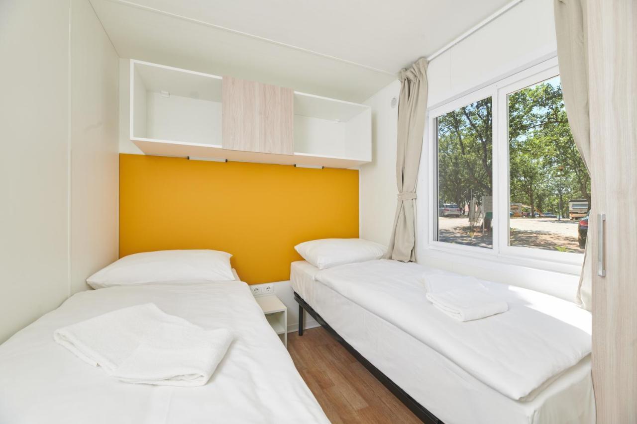 Camping Ulika Mobile Homes - Naturist Cervar-Porat Ngoại thất bức ảnh