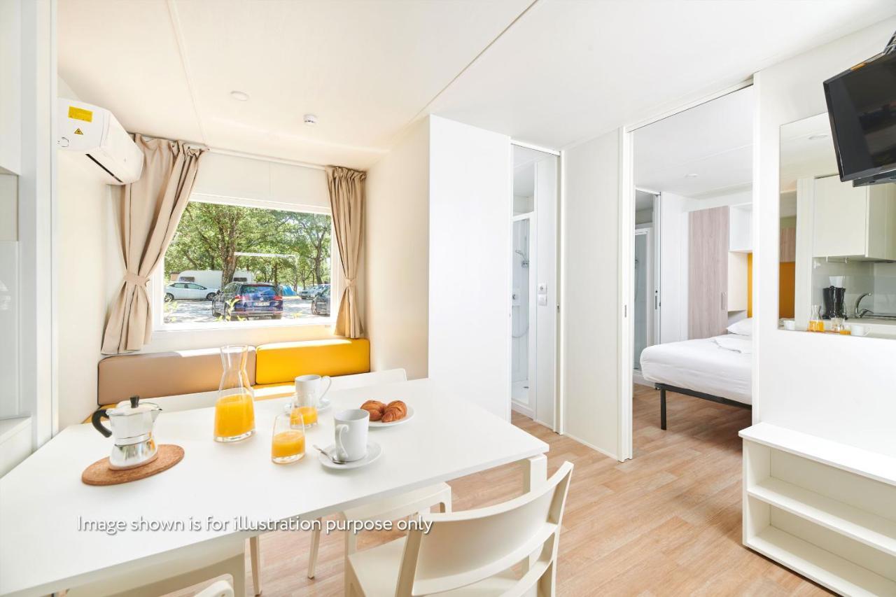 Camping Ulika Mobile Homes - Naturist Cervar-Porat Ngoại thất bức ảnh