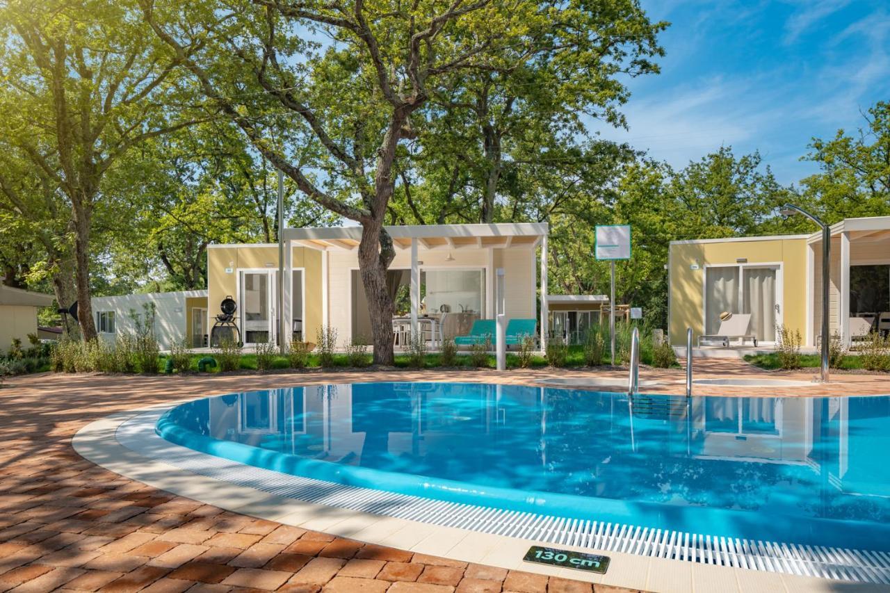 Camping Ulika Mobile Homes - Naturist Cervar-Porat Ngoại thất bức ảnh