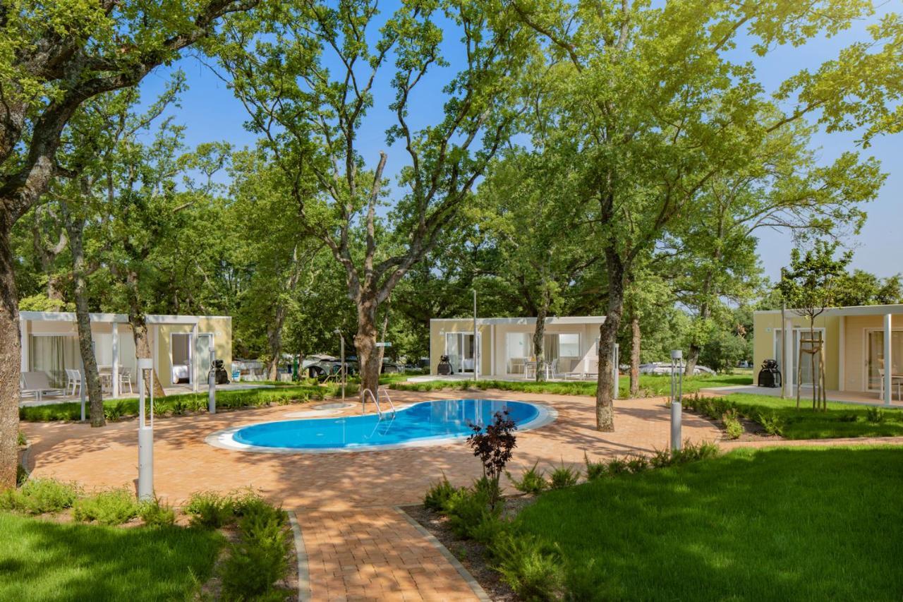 Camping Ulika Mobile Homes - Naturist Cervar-Porat Ngoại thất bức ảnh